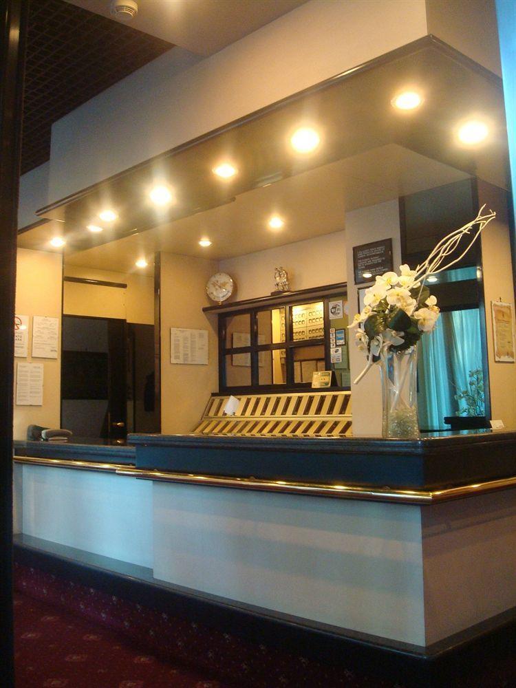 Hotel Esperia Rho Exterior foto